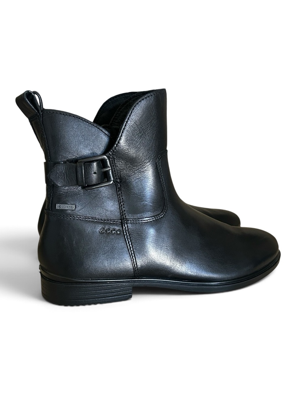 ECCO Touch 15 Buckle GTX Waterproof Black Leather Ankle Booties Size 9 NEW